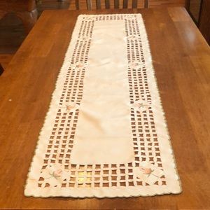 Table Runner